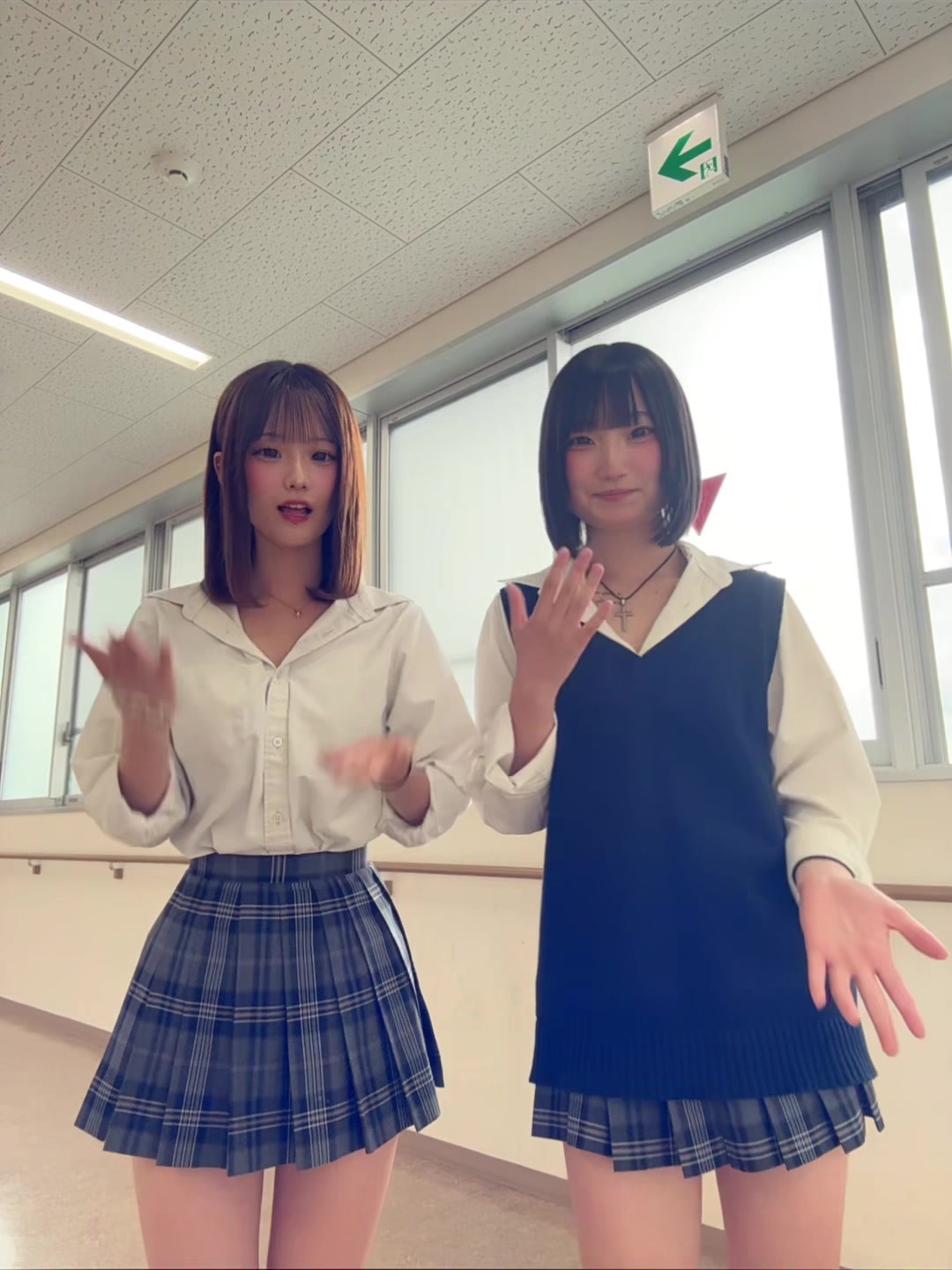 @やまりー