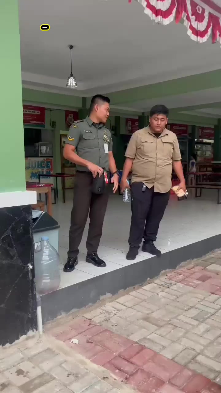 @MICHAEL AL HUSTANGARA