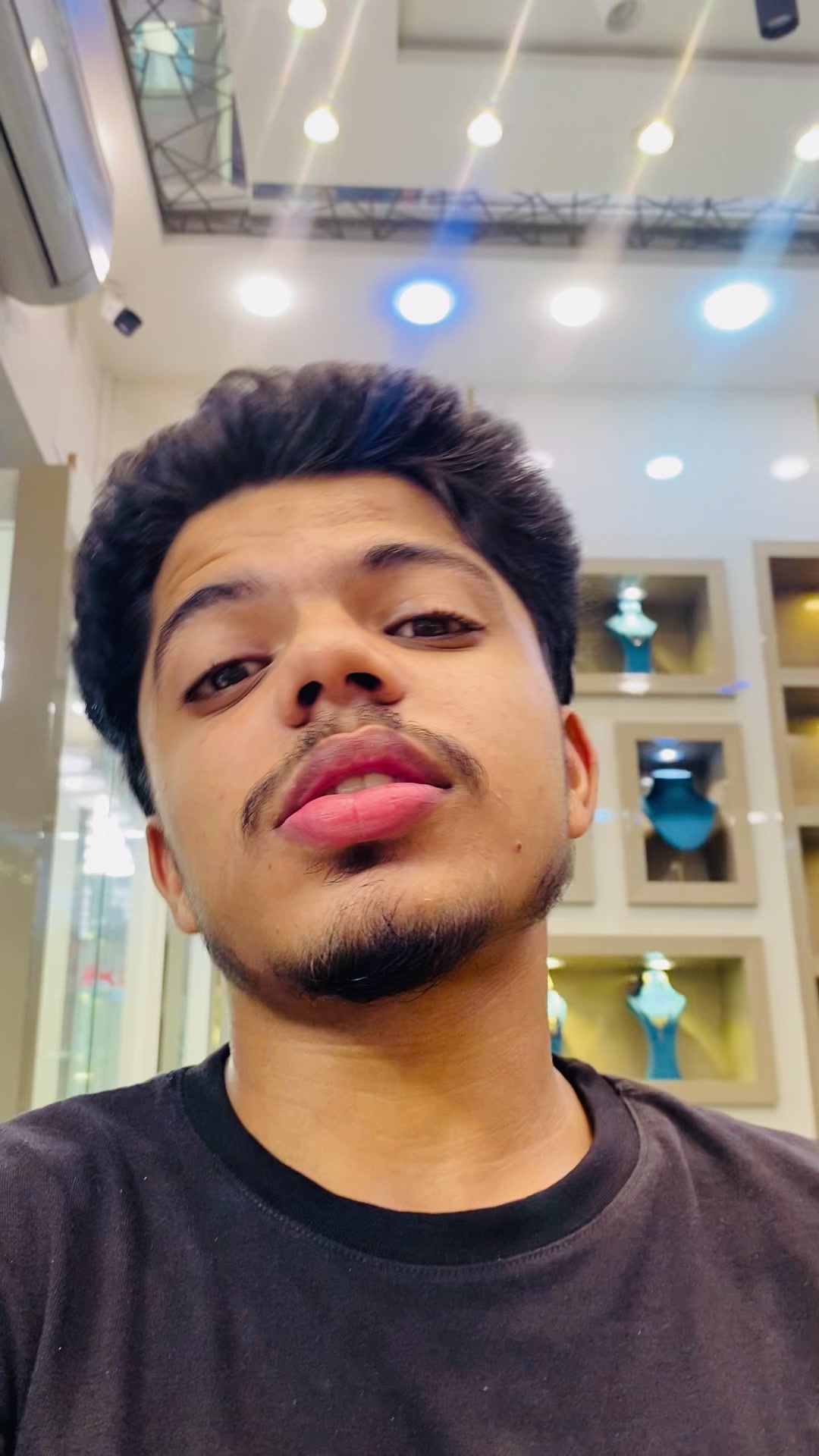 @HussainGujratAla
