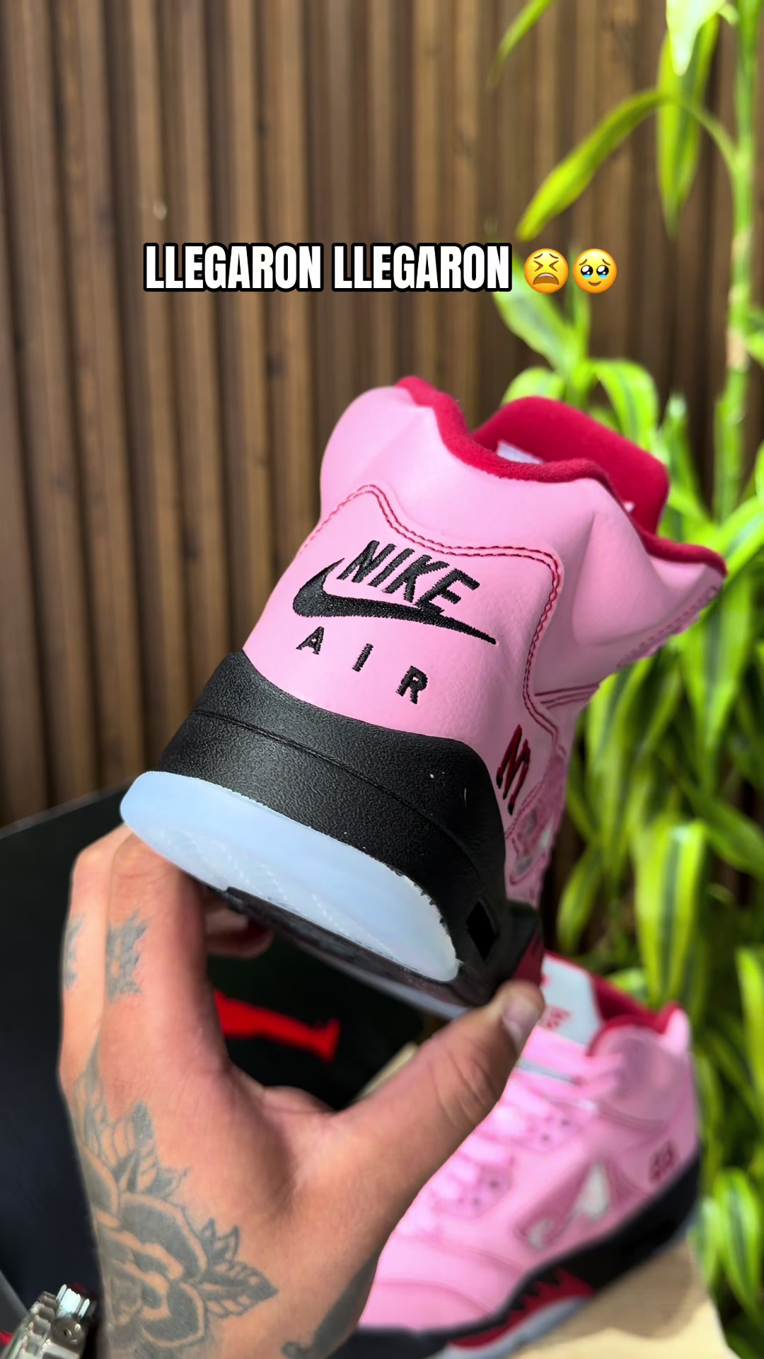 @MONKEYSHOES