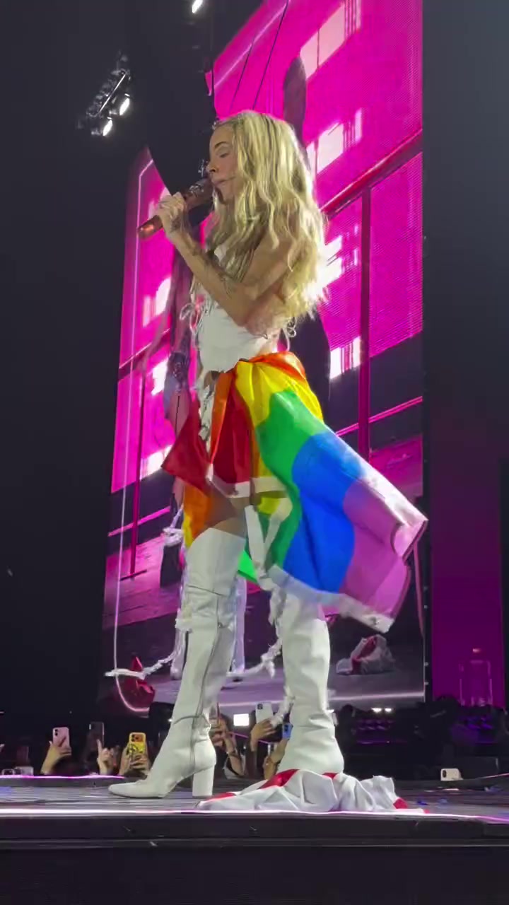 @TINI STOESSEL FANS