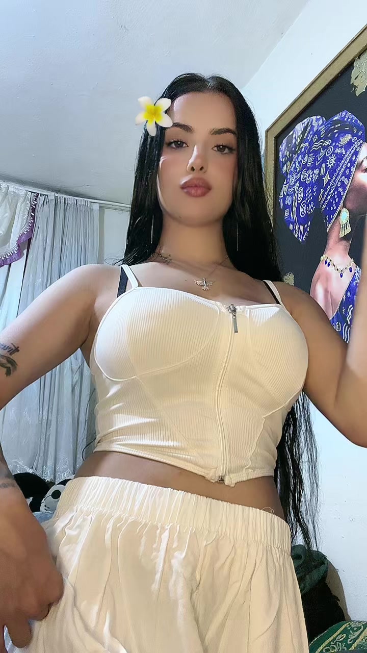 @Ke&ccedil;e_kurd🌞