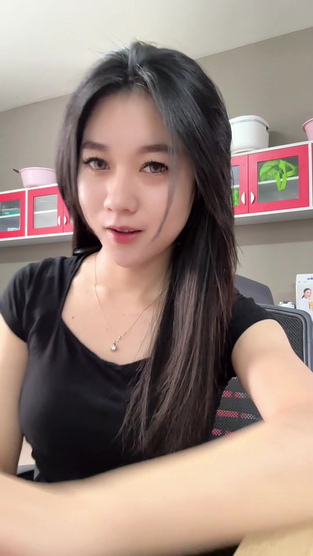 @Dewi