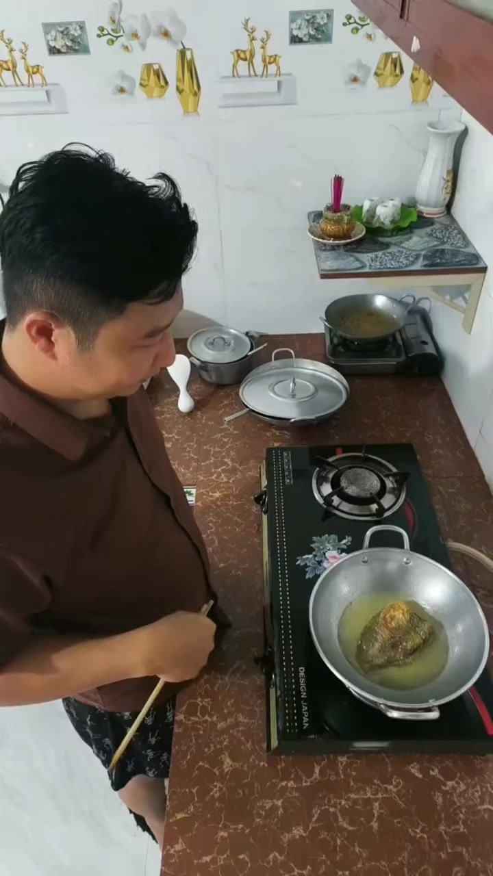 @FB:Quốc Kh&aacute;nh