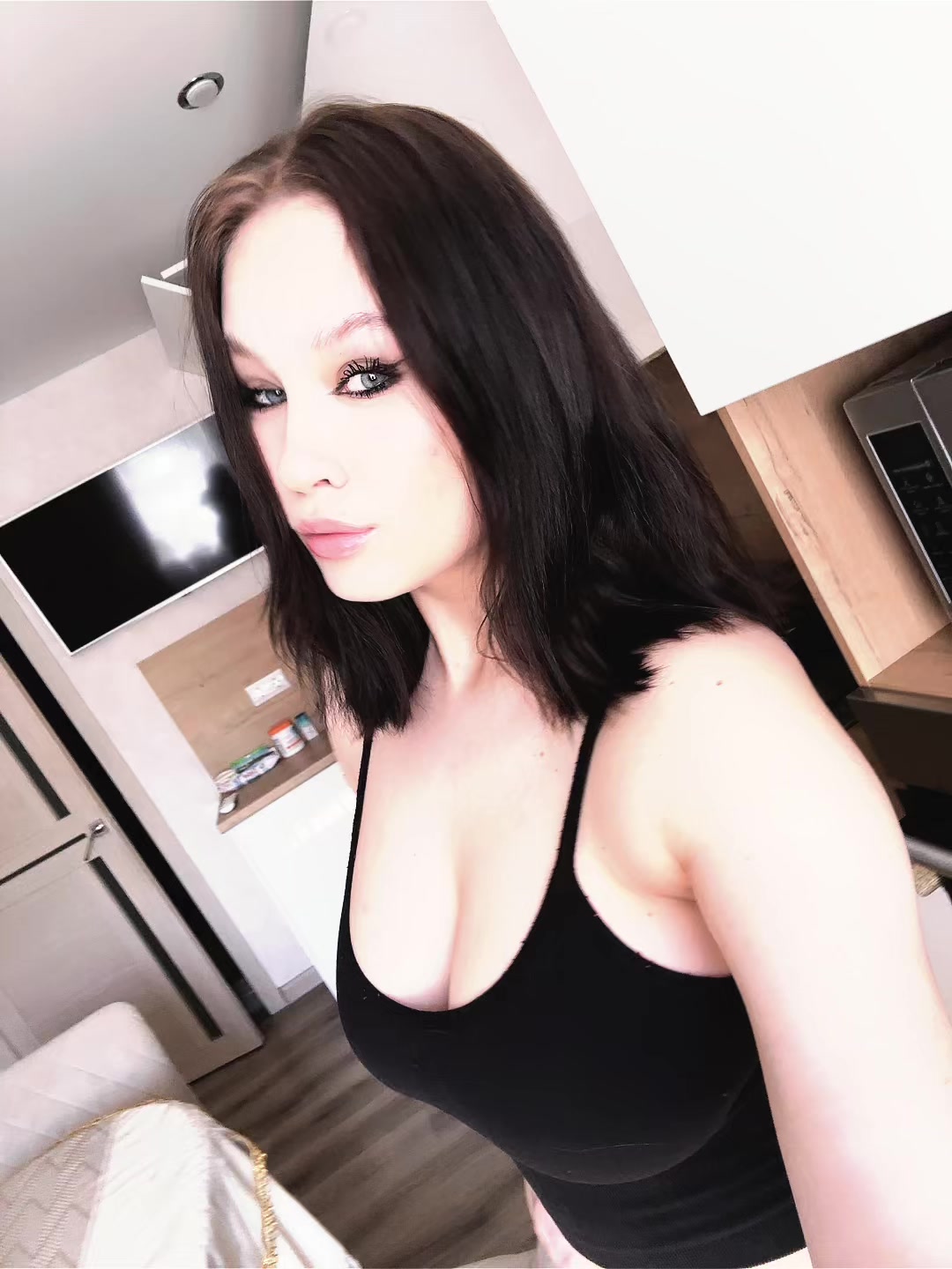 @Полина