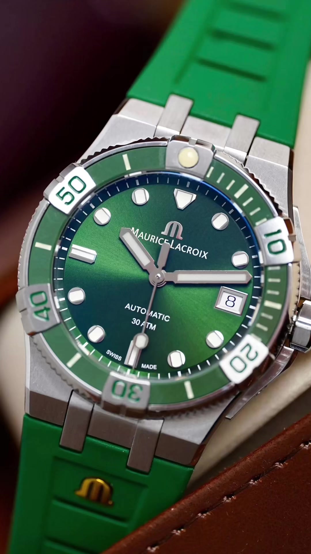 @BDT WATCH Đồng Hồ Thuỵ Sỹ