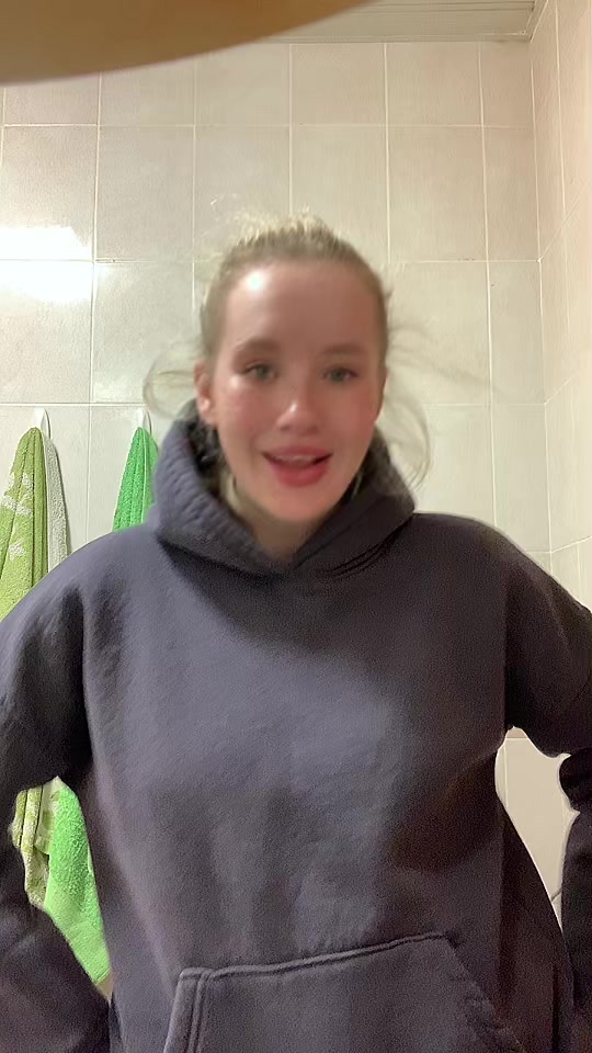 @viktoria