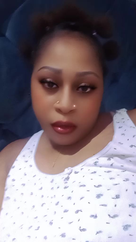 @Queentee001