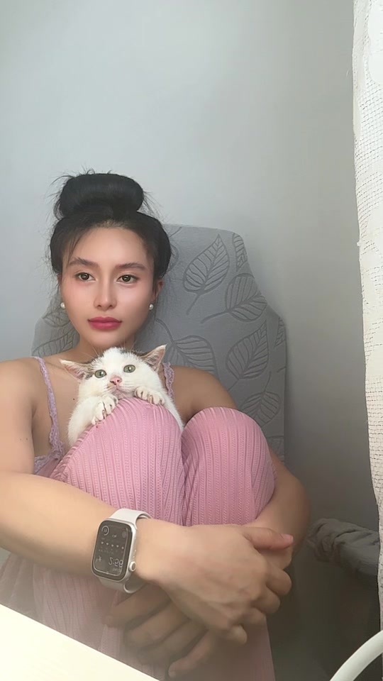 @Aya Tan