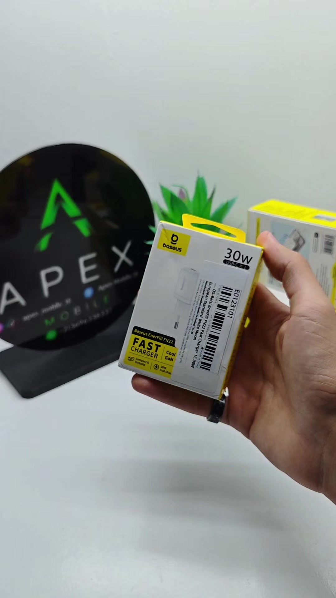 @Apex Mobile 18