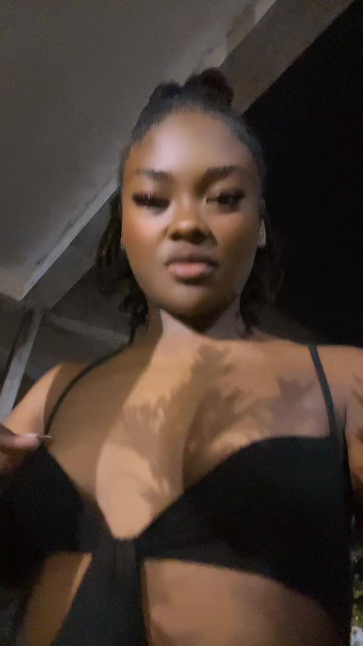 @1curvydeva🫶❤️🔥👣