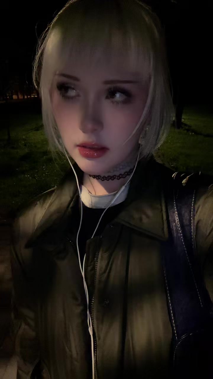 @эллчка мивчи🐰