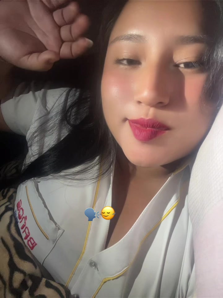 @E R R E Y E S 🤎🎀