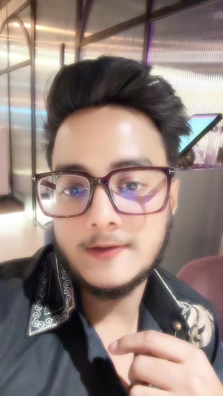 @🐼 P A N D I 🐼