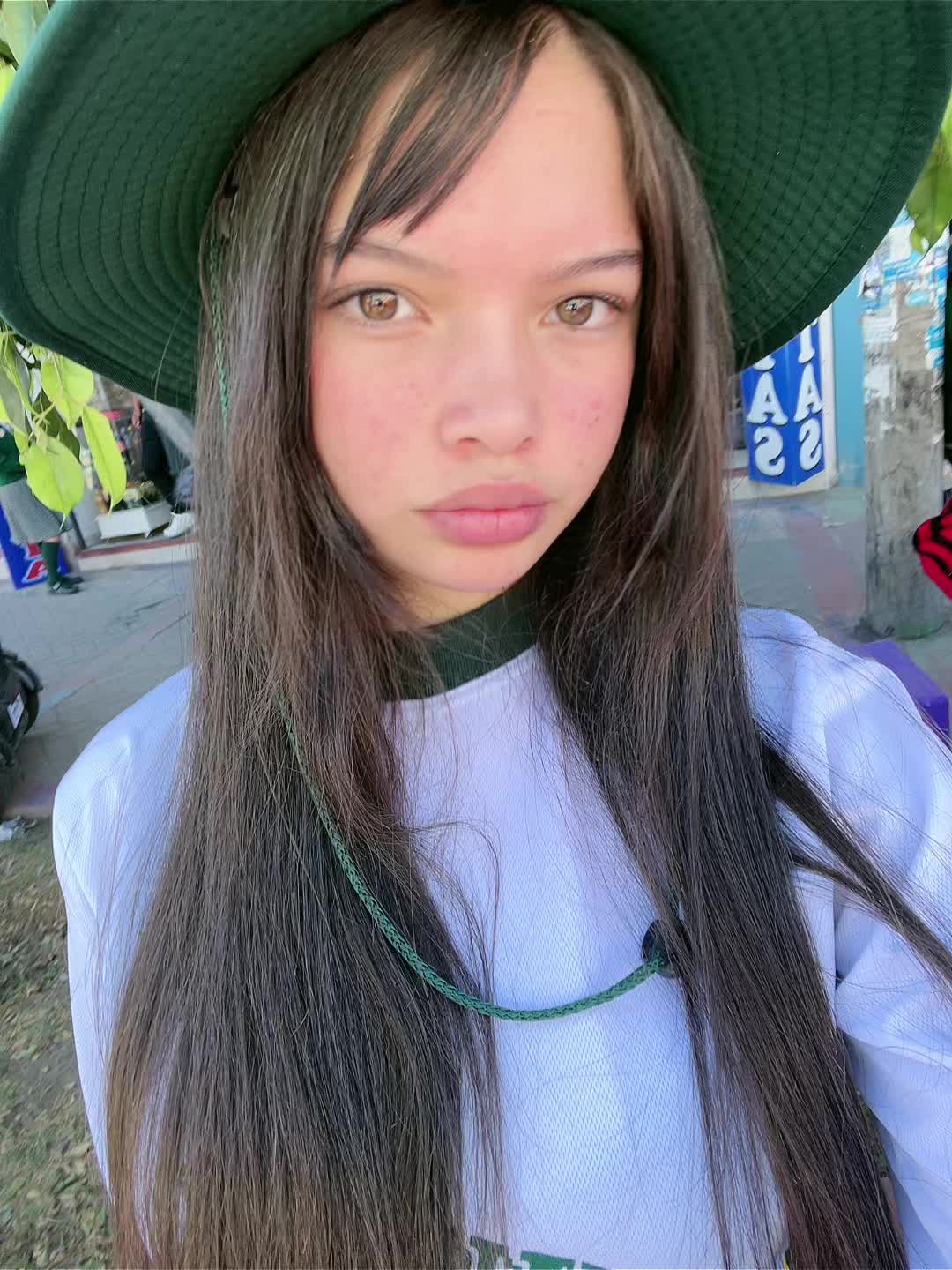 @&alpha;ɾy🕸️