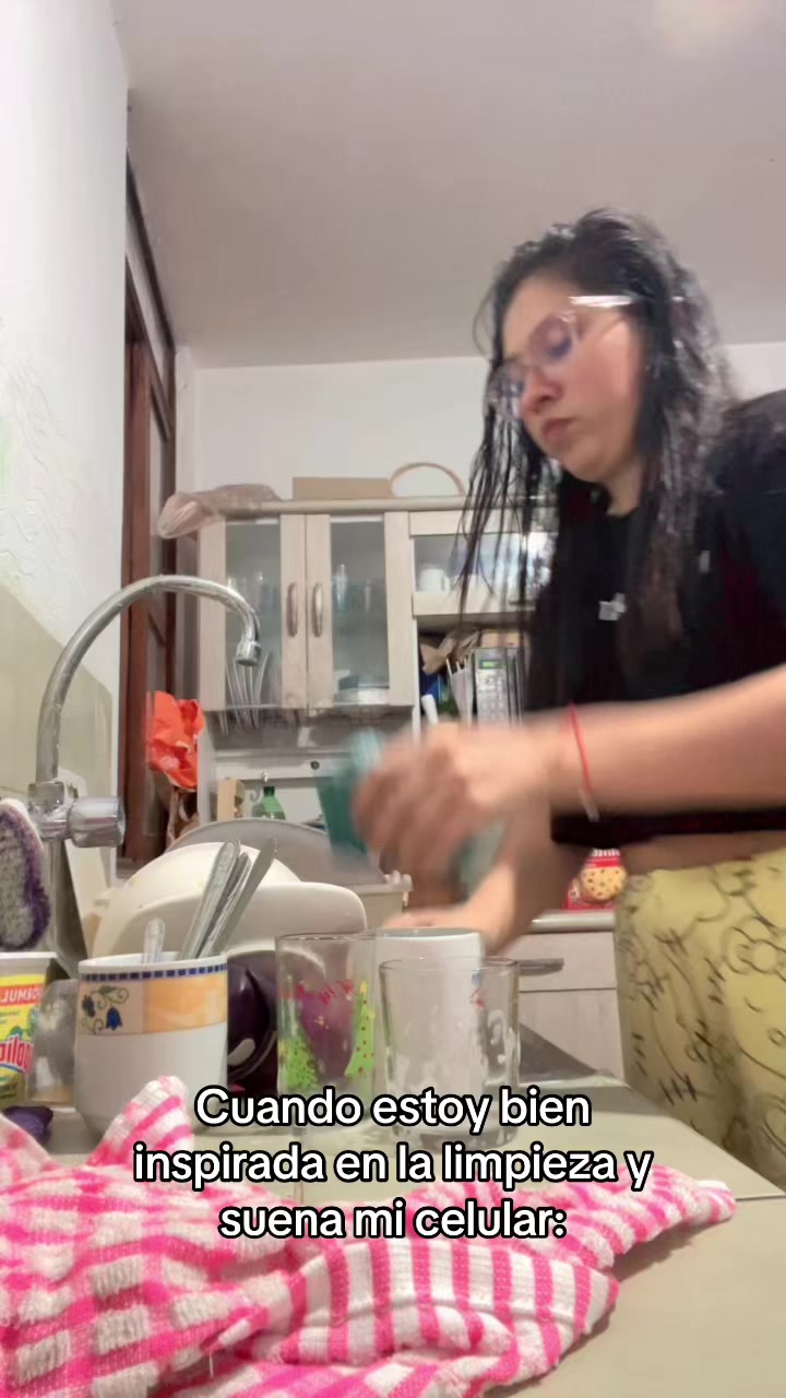 @Chelmi✨