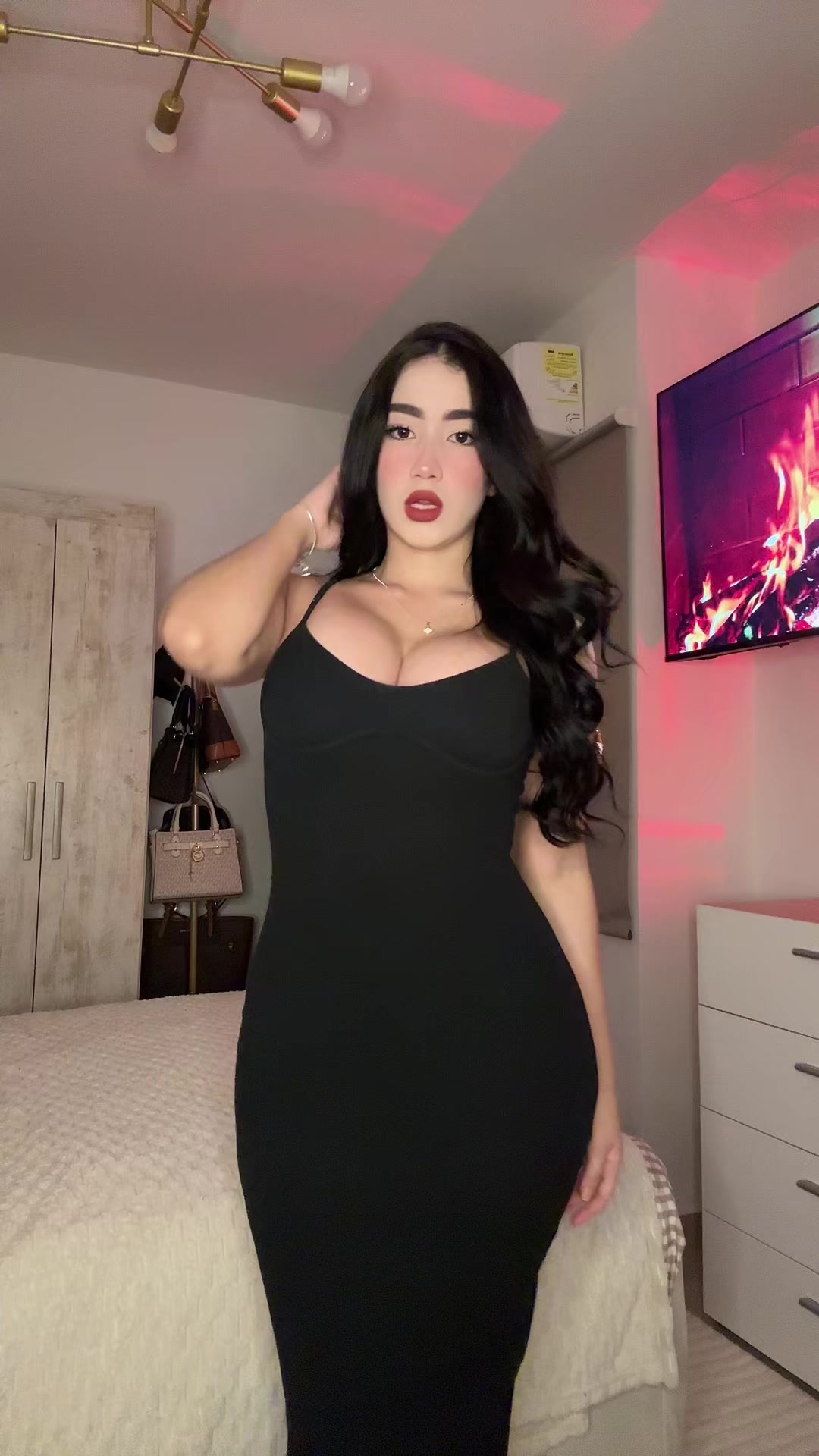 @Mich🖤👻