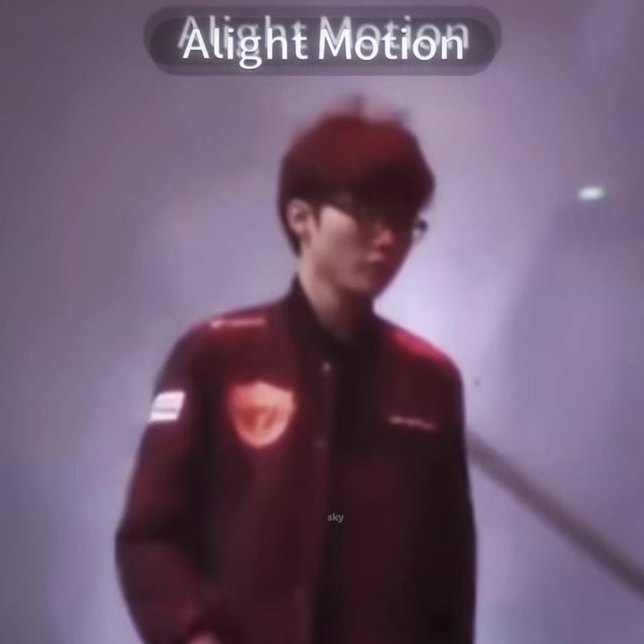 @𝘚𝘬𝘺 khong biet edit🐧