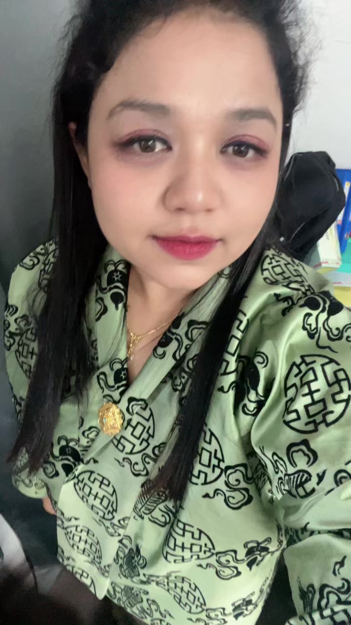 @Priya Dhangal🇧🇹