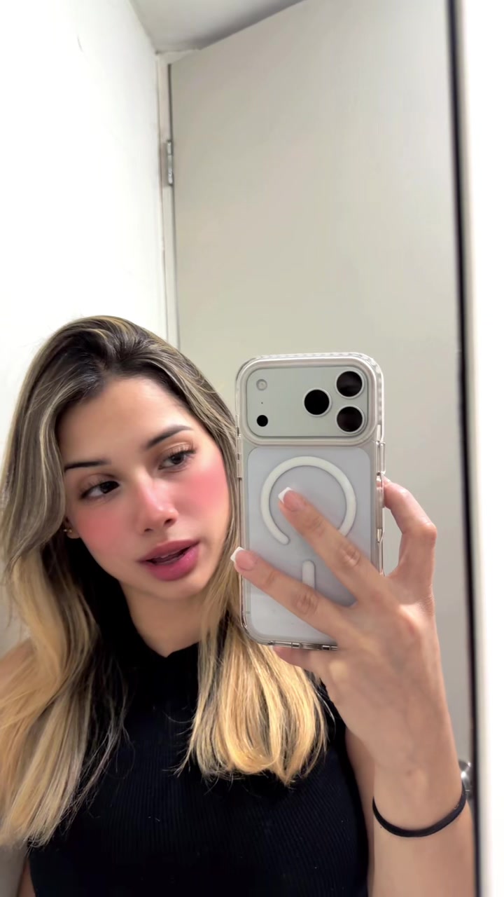 @Fabiana Chacón🌸🫦
