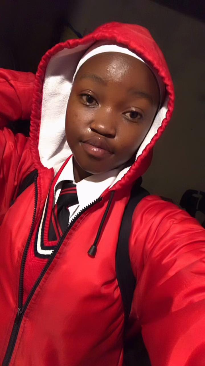 @NizoleNkabi