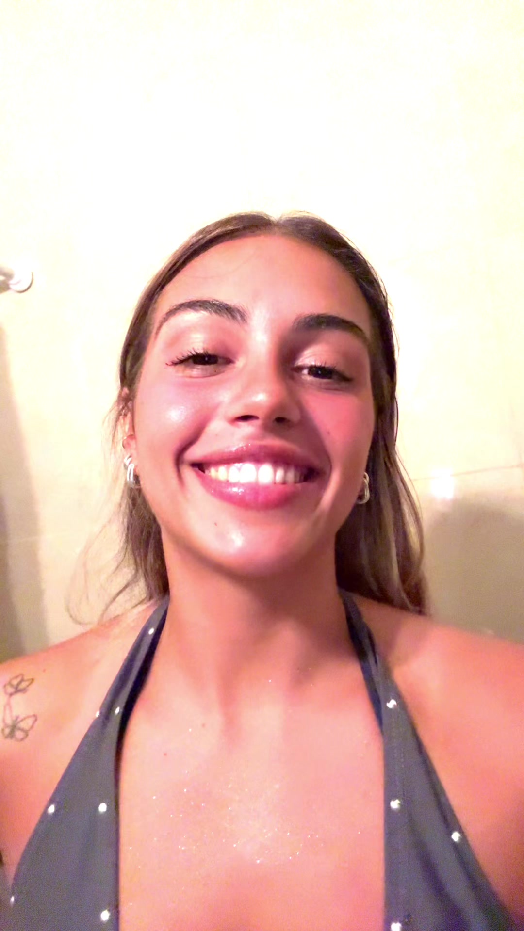 @Juanitagros
