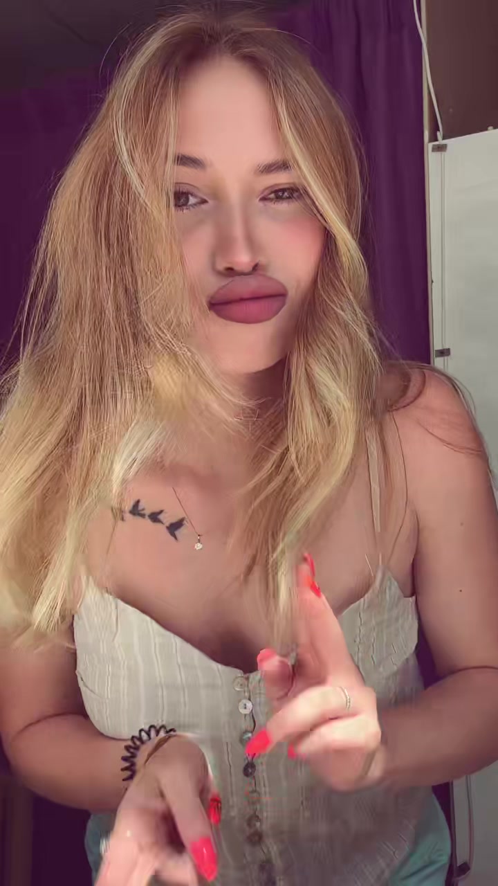 @𝓐𝓵𝔂𝓪 🧸