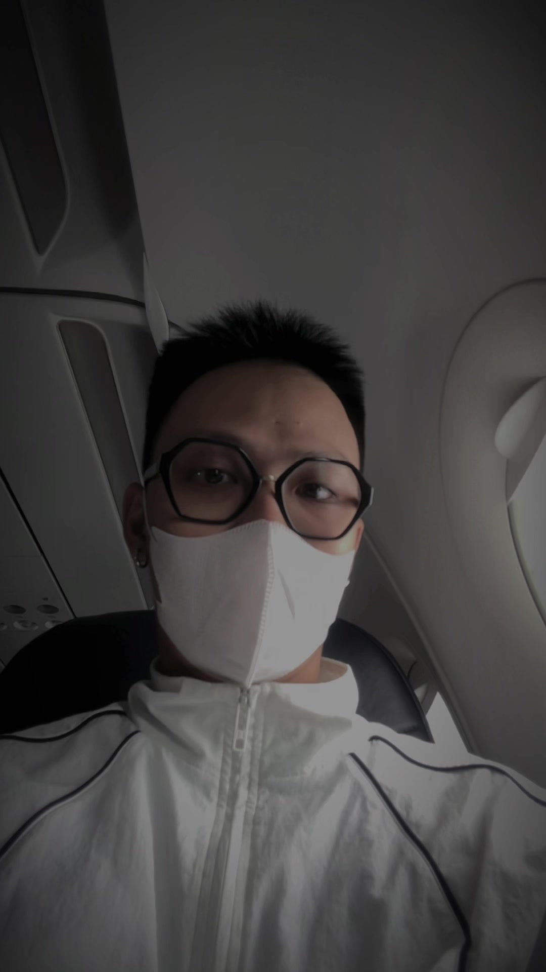 @T&ocirc;.