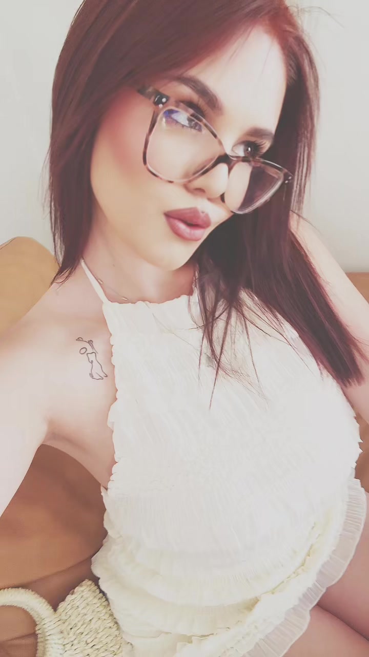 @𝑳𝑴🌺