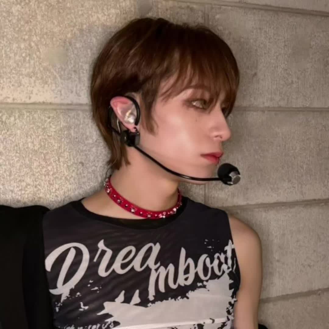 @𝐃𝐚𝐯𝐢𝐝 | 𝐎𝐫𝐞𝐨