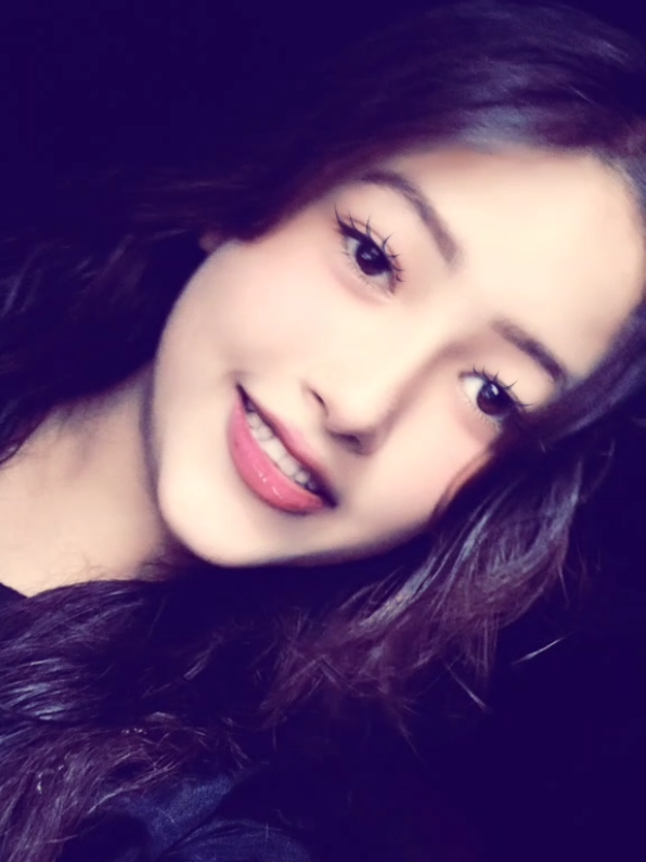 @𝐄𝐫𝐚 𝐂𝐡𝐞𝐫𝐫𝐲🍒