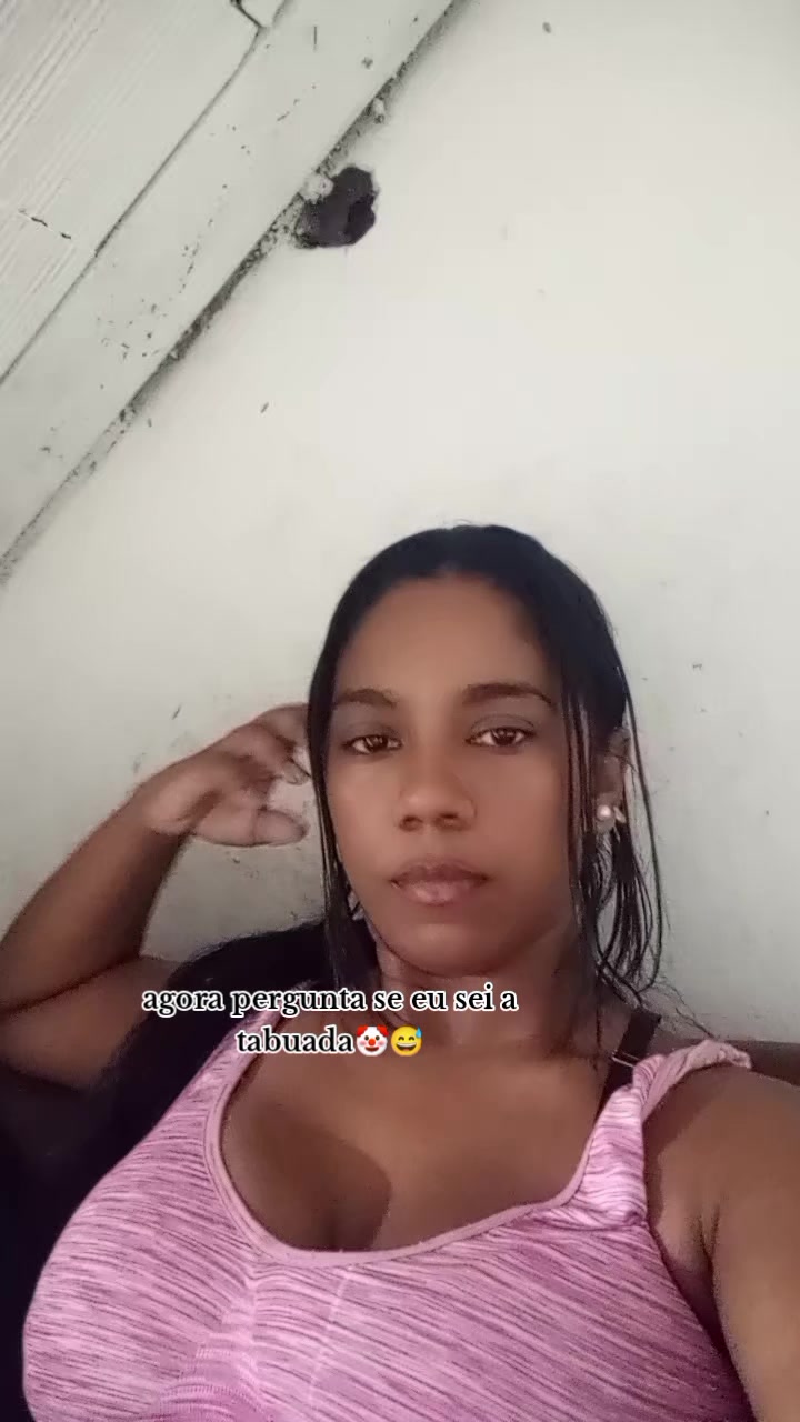 @scarlett_Estefane