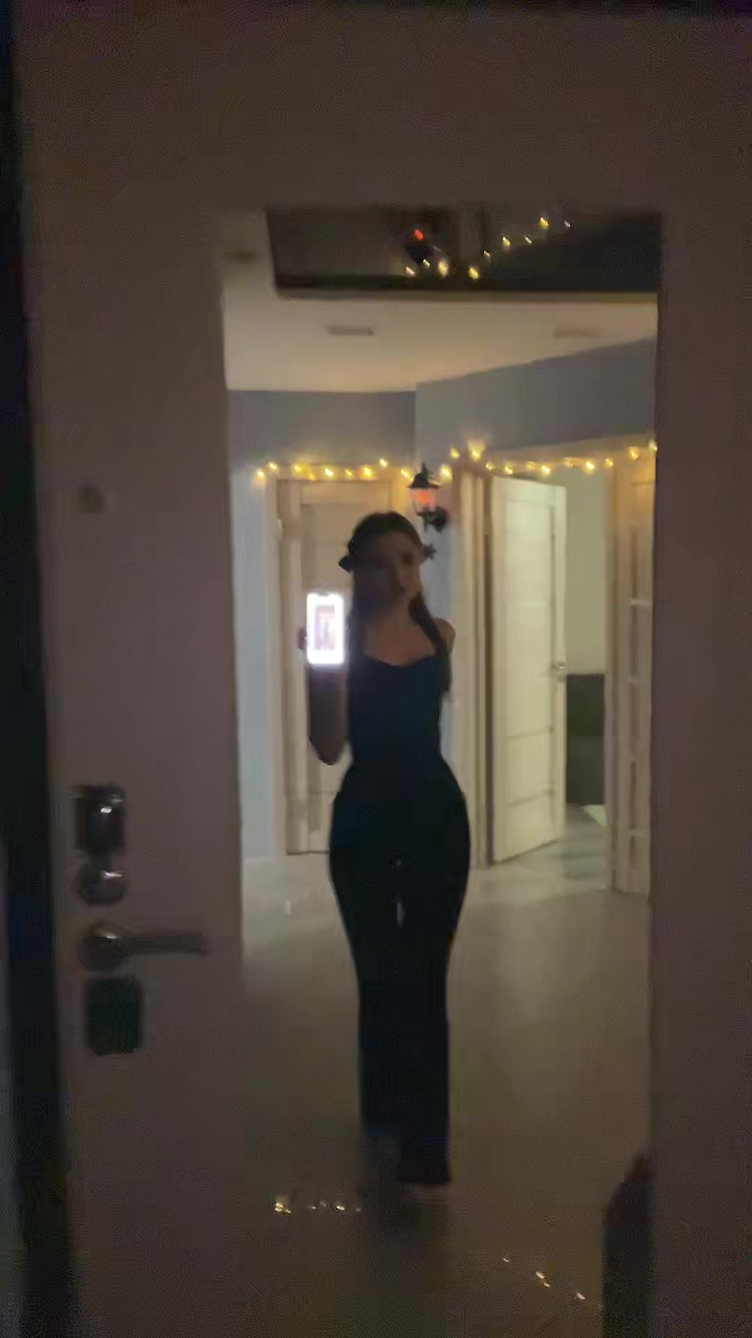 @🦋