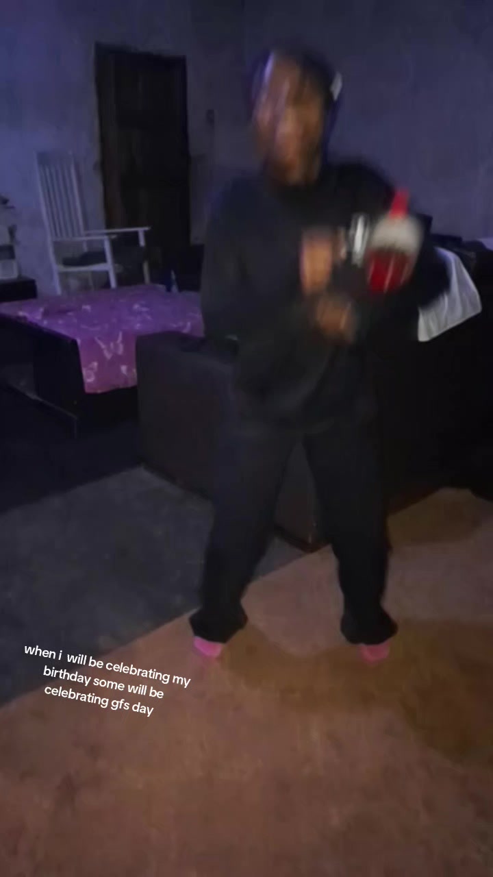 @Taurai 🦋💦☠️