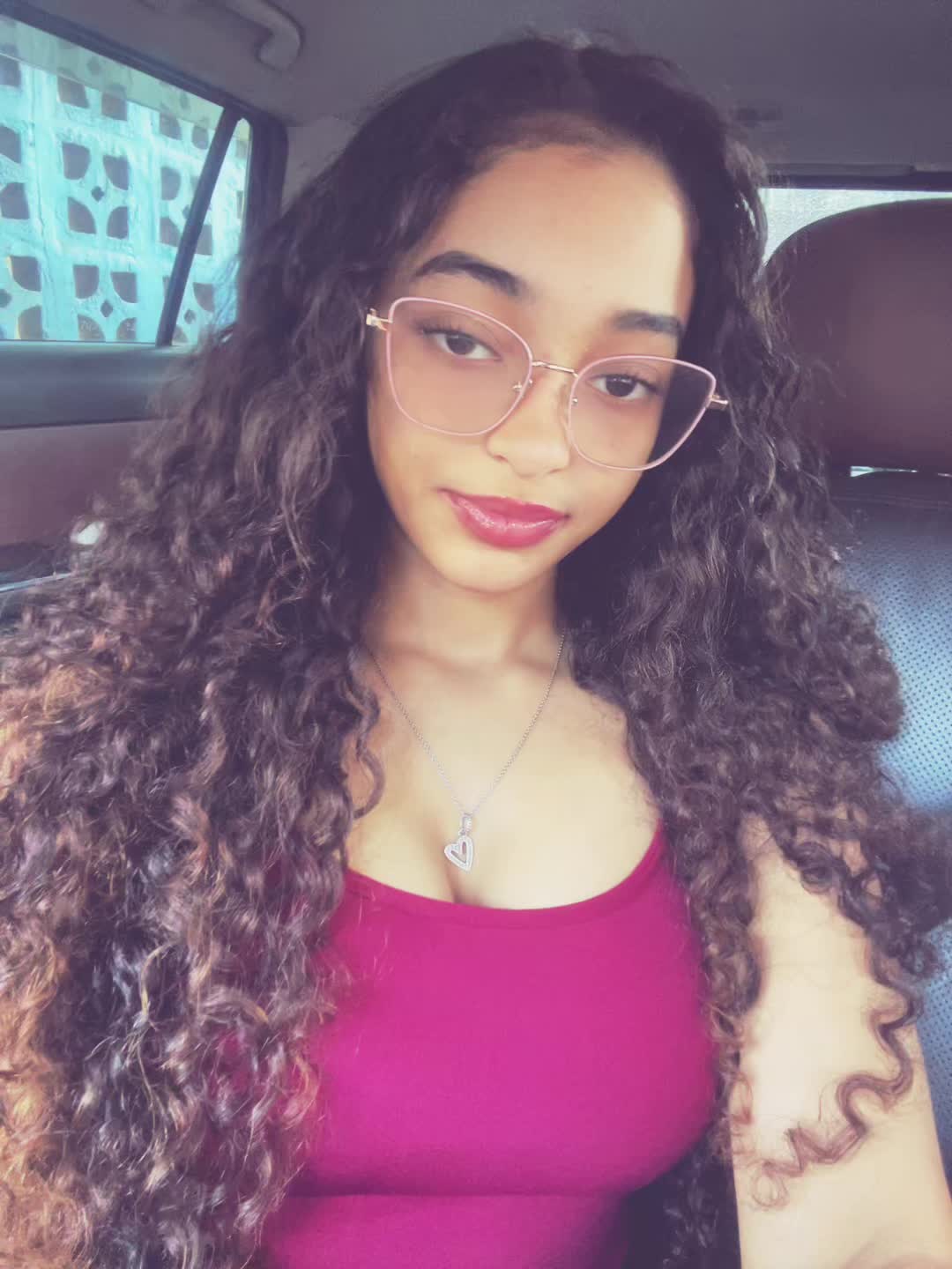 @Anika_idriss