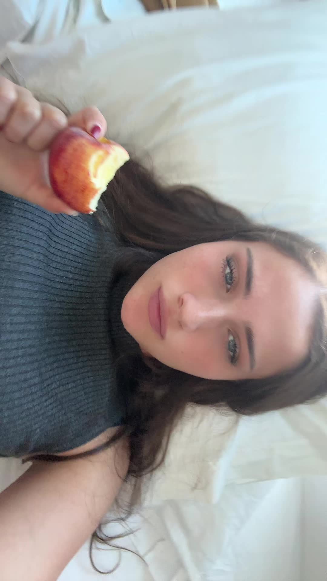 @agustina.bono