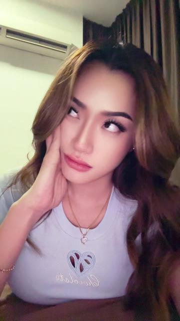 @Qamarina&ensp;Lim🌙