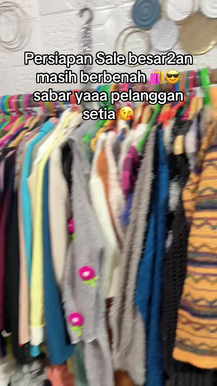 @Adelafashion1