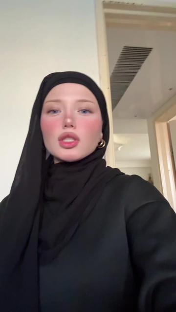 @سارا