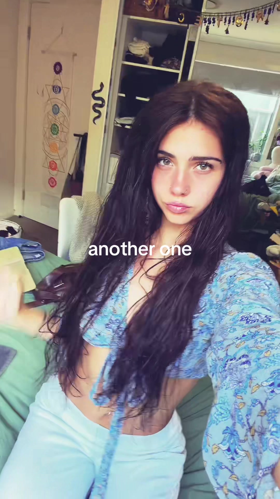 @Ella