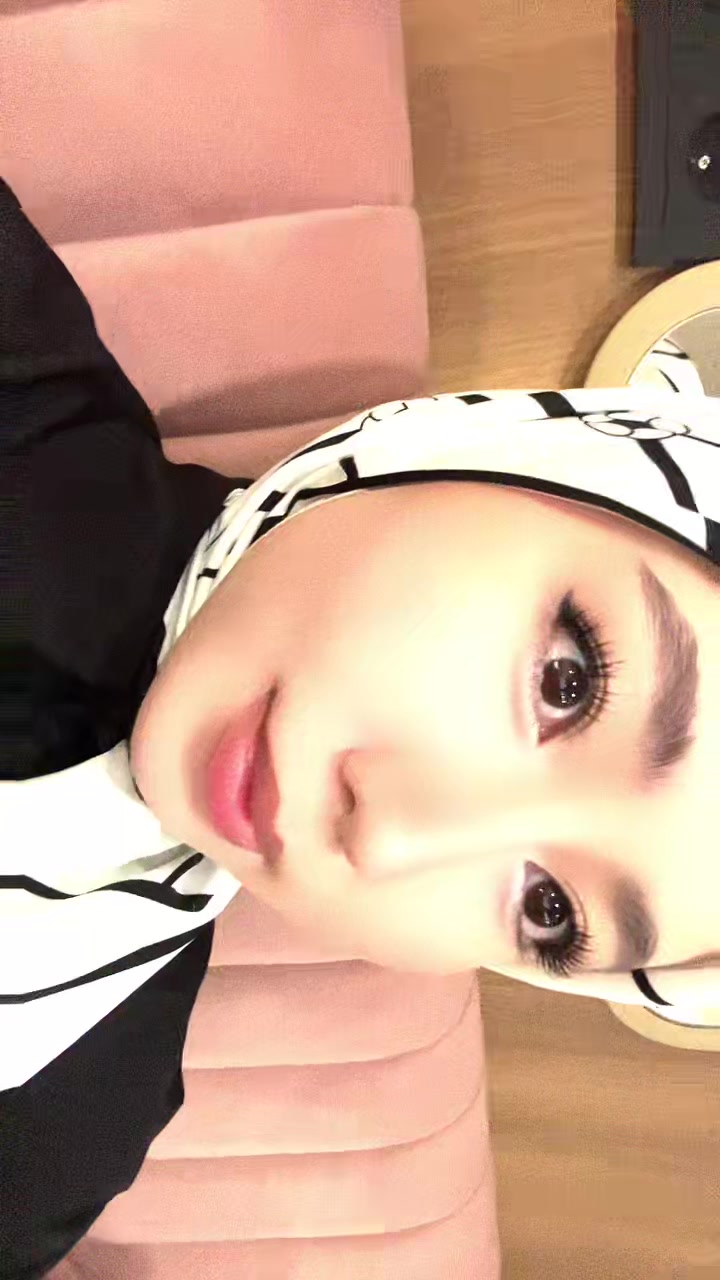 @adaiqyz_