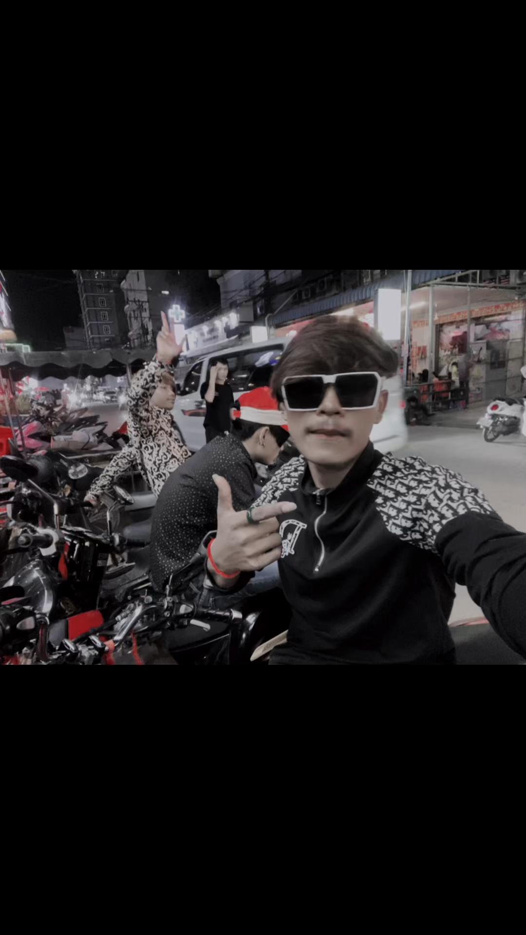 @B๐ญ