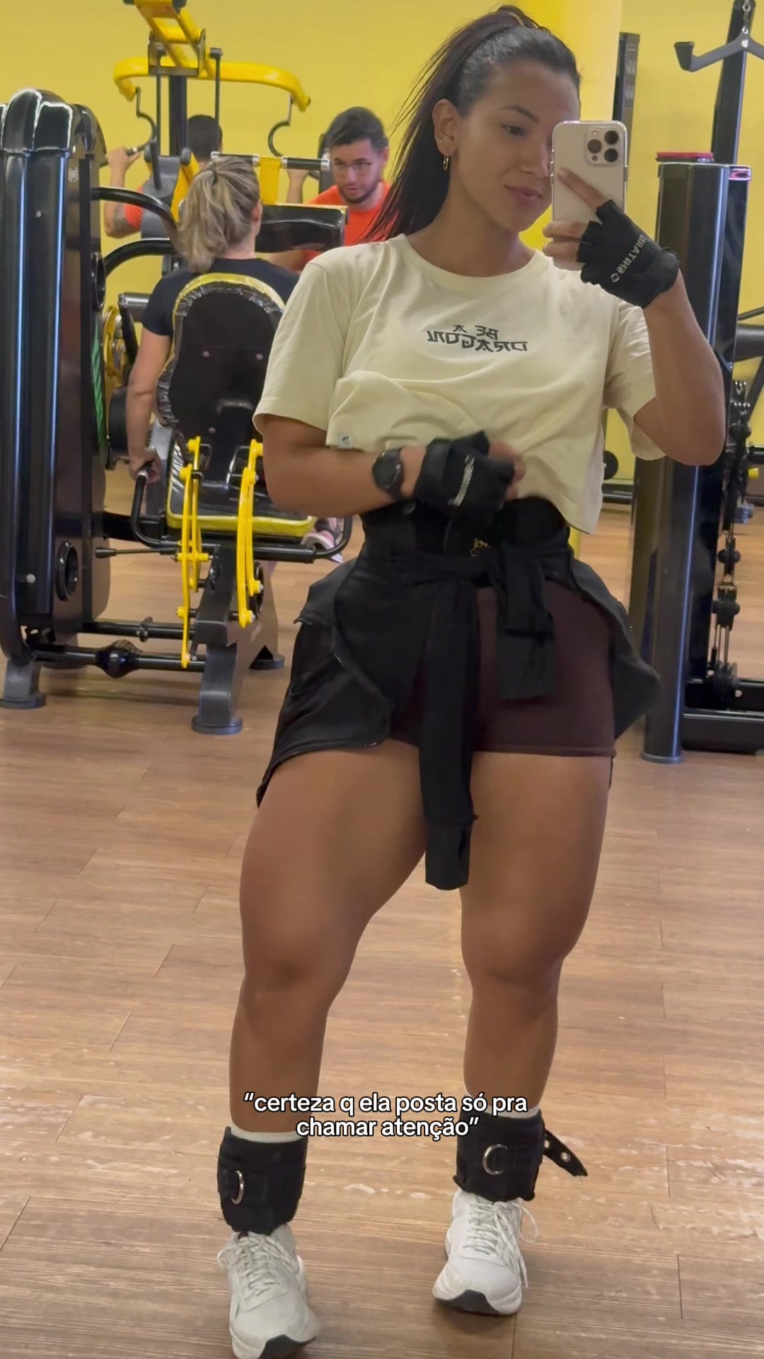 @Camila Brito