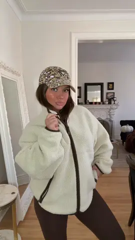@Eve Lauren