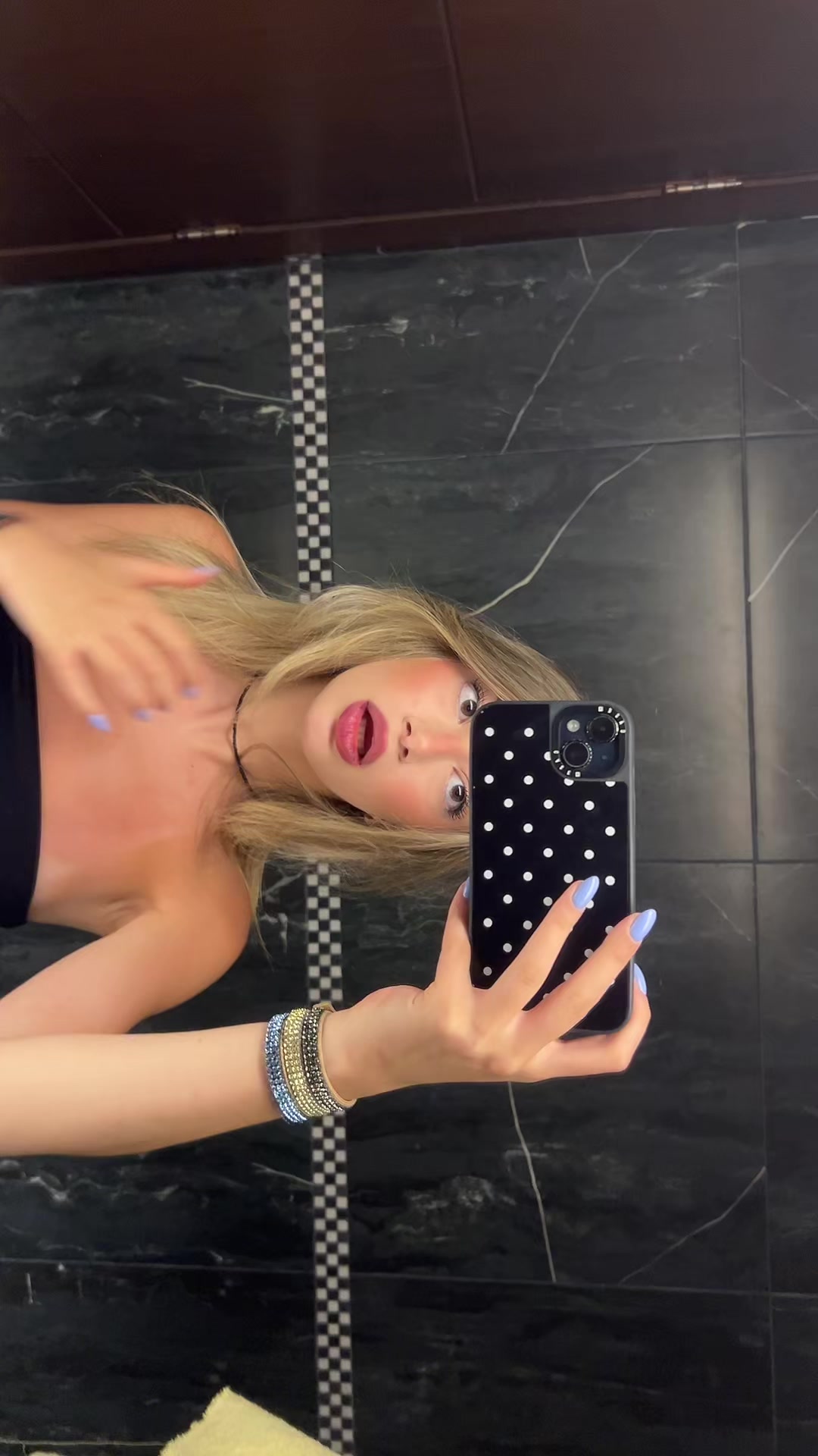 @mia
