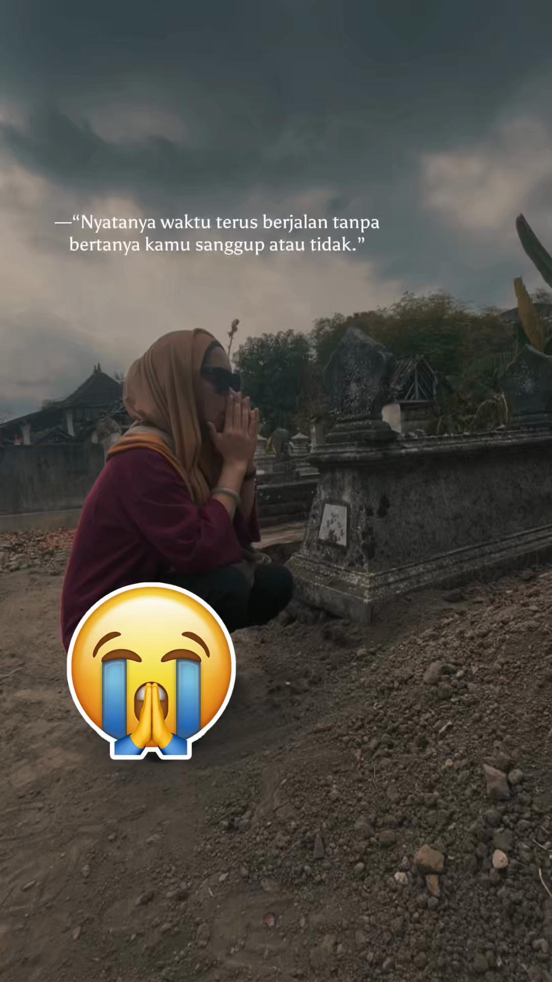 @LELI si paling TAS dan SANDAL