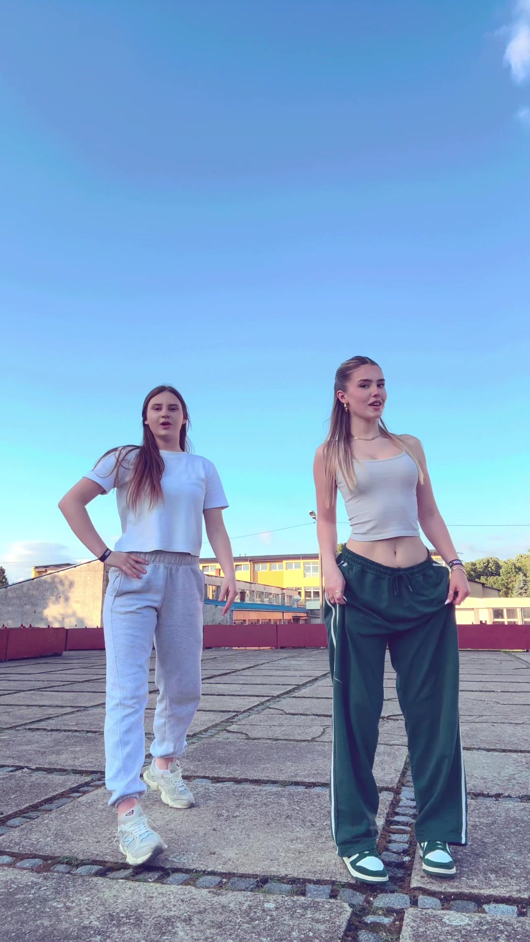 @denisa