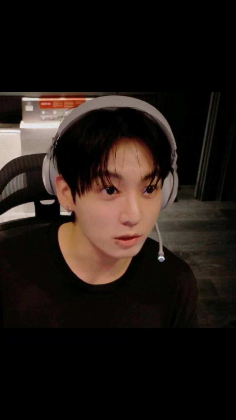 @jeon soe (army)jinkook9297ð¹ð°