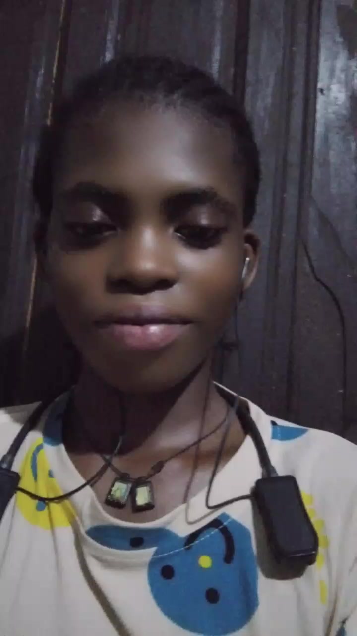 @💖👑Flower girl🌹( Amaghana Ba