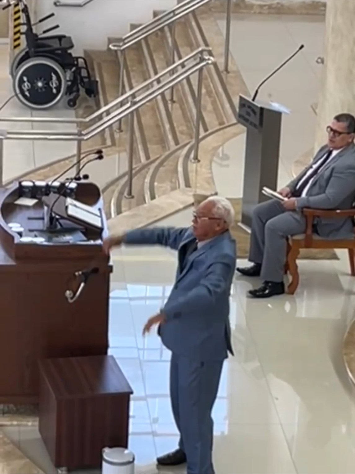 @Paulo Lurznik